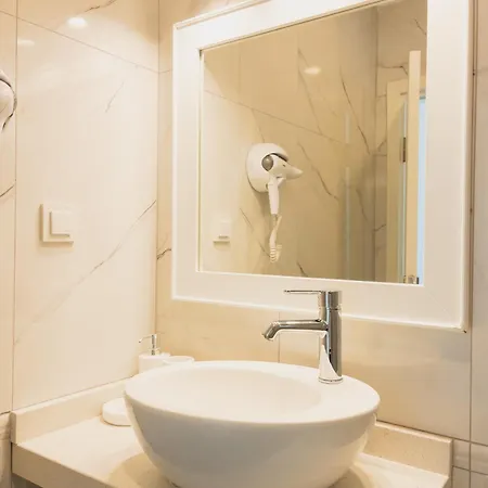 Kiyi Selimiye Hotel *